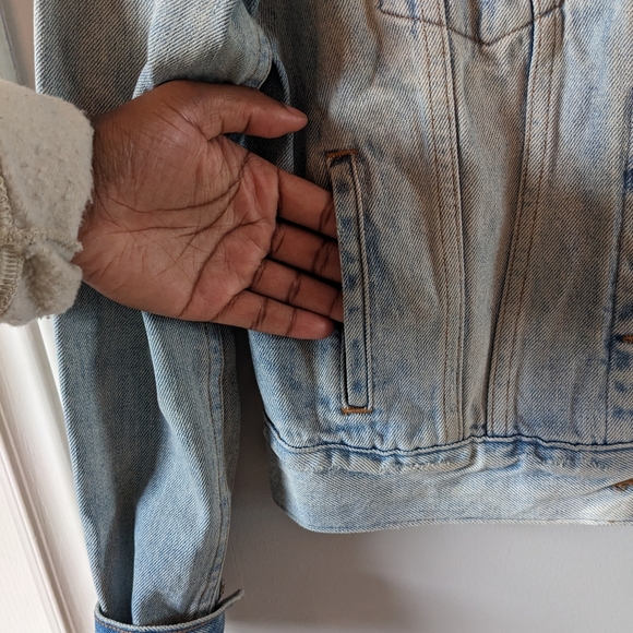 Levi's Denim Jacket - Picture 4 of 9